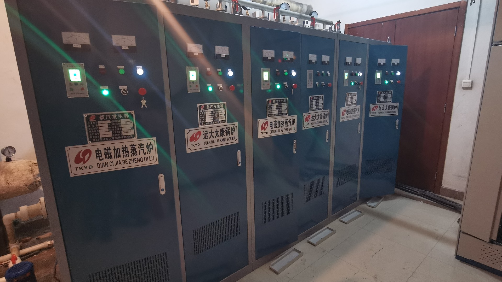 480kw電磁蒸汽鍋爐運行成功